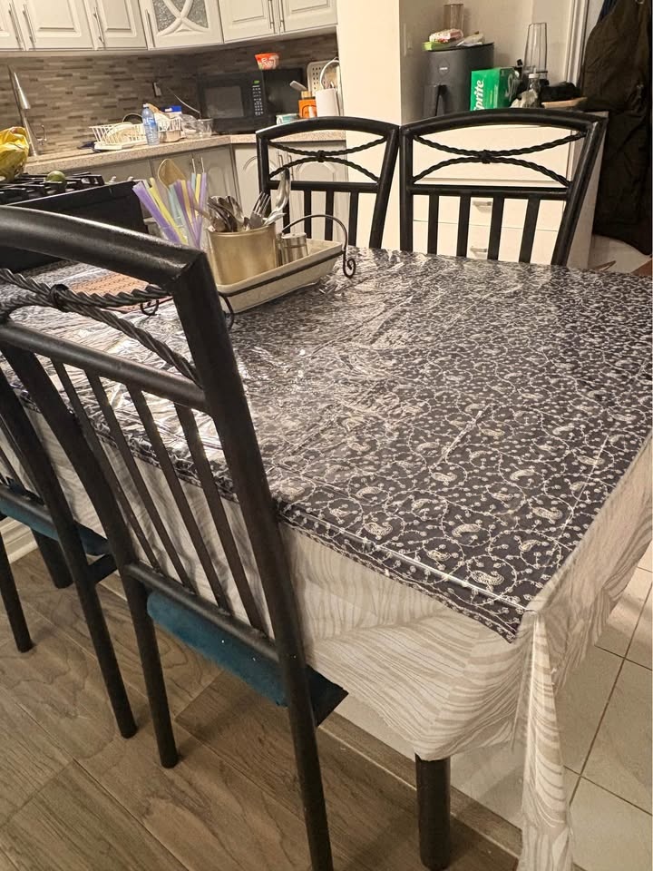 Glass dining table with chairs - photo 4