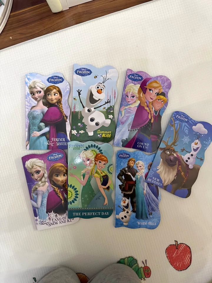 Frozen kids storybook set
