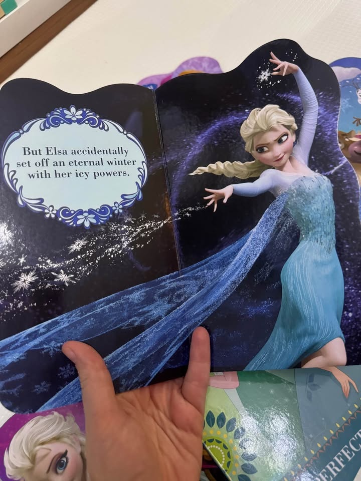 Frozen kids storybook set - photo 2