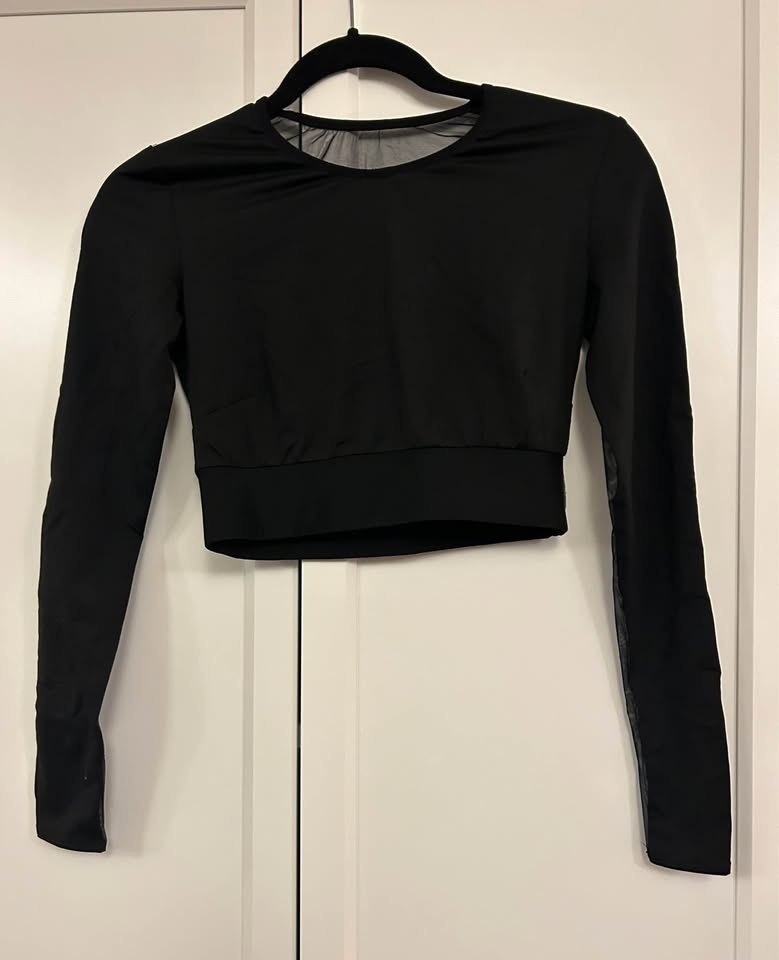 MICHINY - black long sleeve mesh Pilates cropped top - photo 2