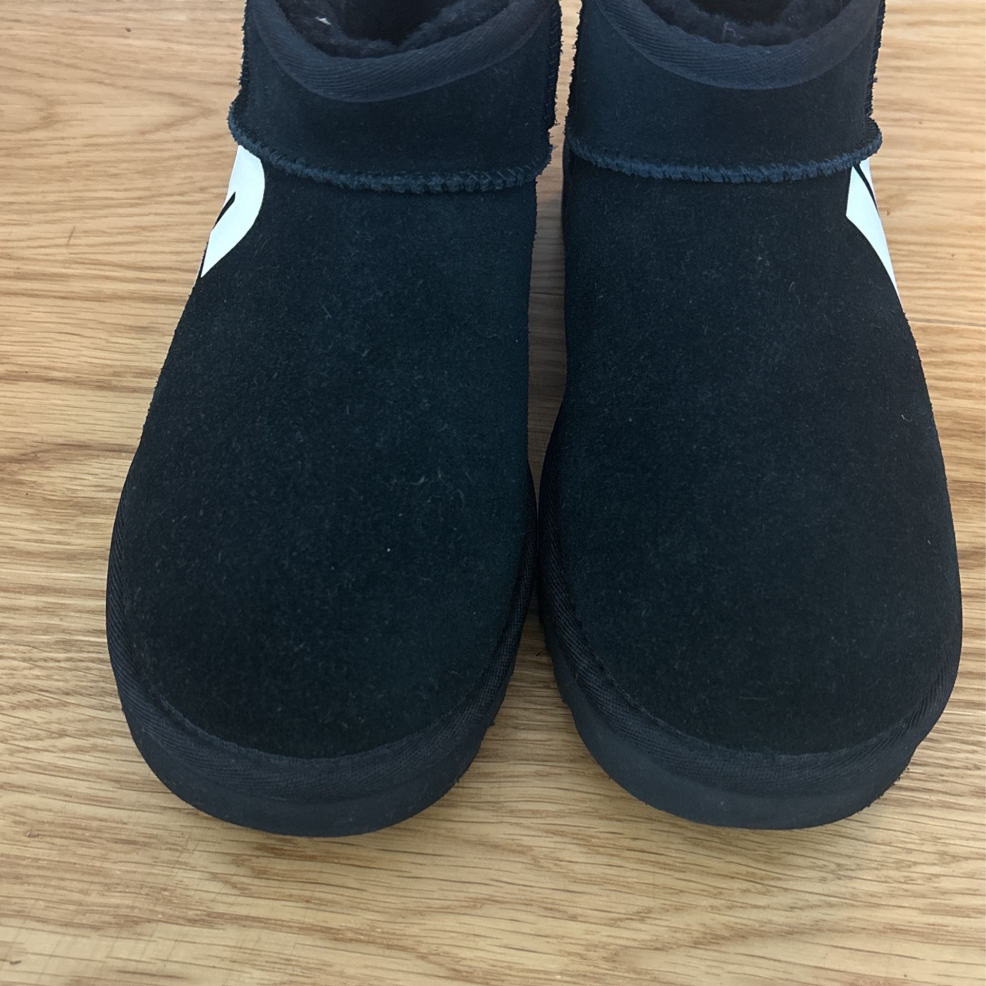 New Ugg Mini Boots - photo 2