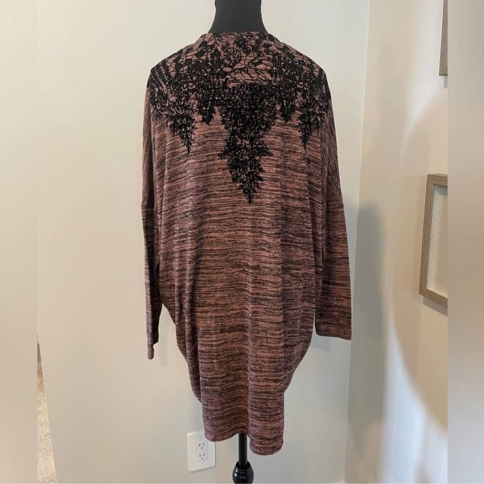 Open Front Cardigan With Velvet Floral Detail Size Medium - photo 2