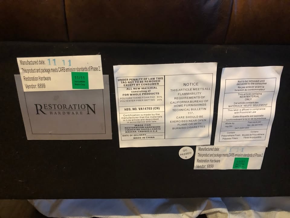 RESTORATION HARDWARE Chesterfield Leather Sleigh Bed - Queen - photo 5