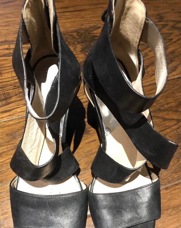 Michael Kors black leather sandals sz 7 - photo 2