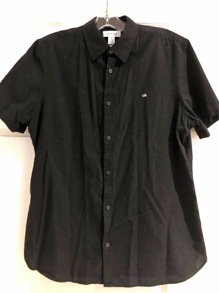 Calvin Klein men’s black shirt size M new