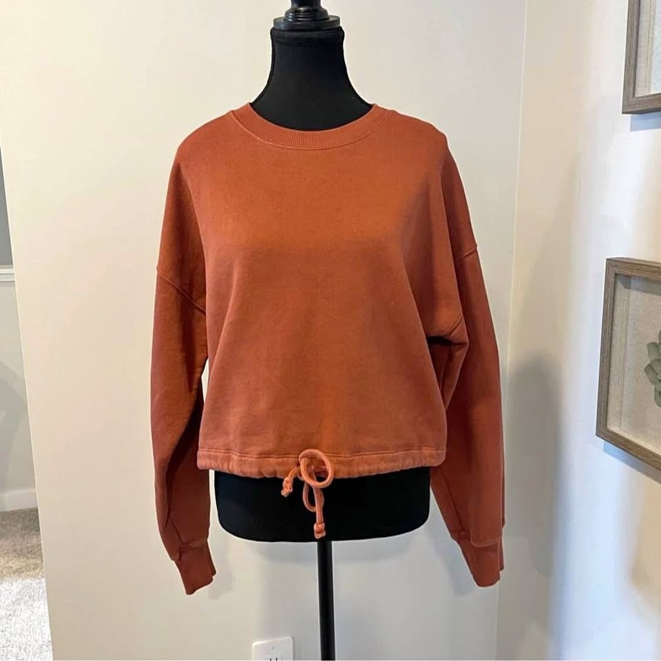 Aritzia Wilfred Free Cropped Tie Front Sweater Size Small