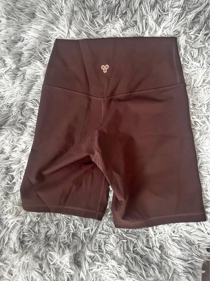 TNaction Shorts High waisted 7” Size M BRAND NEW