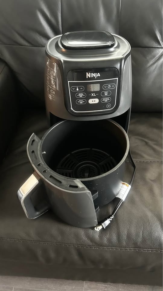 Ninja Air Fryer XL, Grey, 1750W, AF150WMC, 5.5-qt, nonstick - photo 2