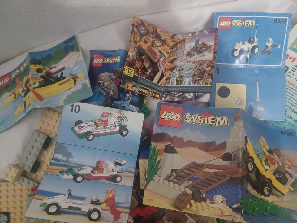 Huge vintage rare 90's Lego lot with instructions! - photo 4
