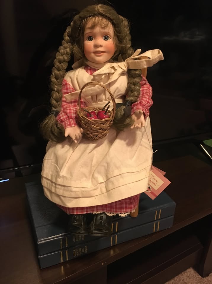 Laura Ingalls Ashton Drake Porcelain Doll