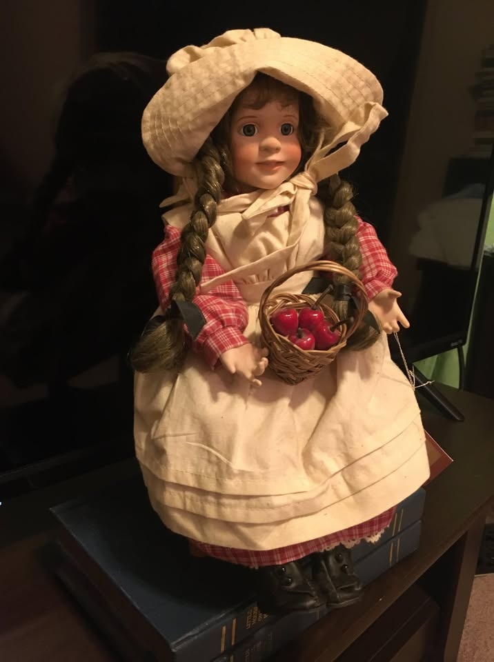 Laura Ingalls Ashton Drake Porcelain Doll - photo 3
