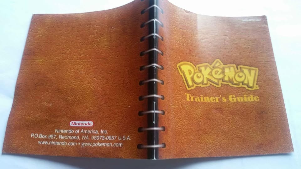 Rare 1998 Pokemon blue version guide - photo 2