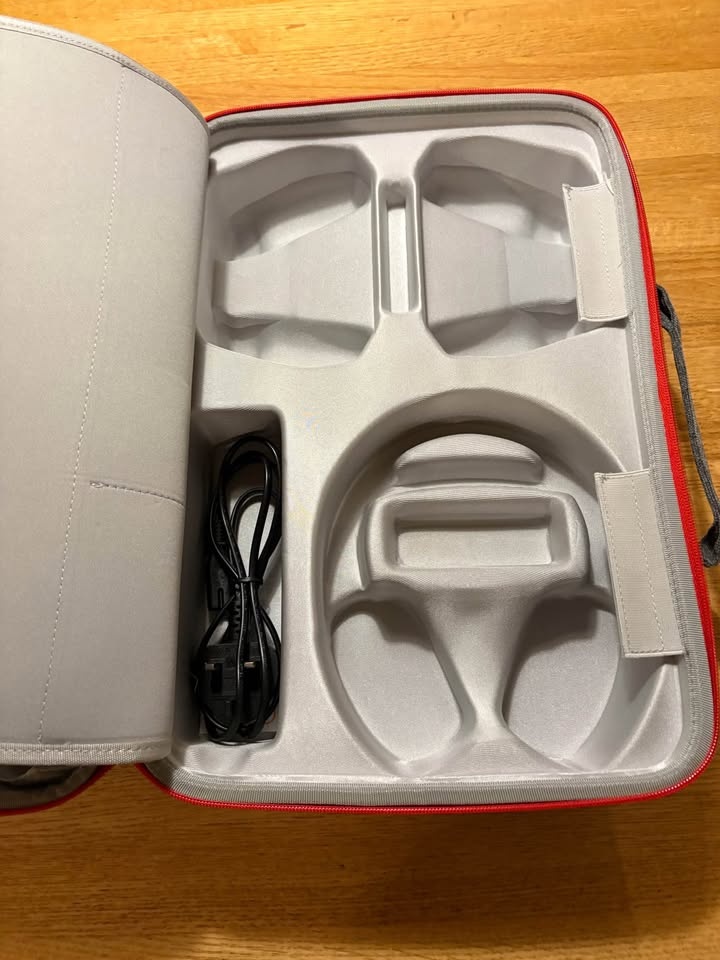 PS5 carrying case - photo 2