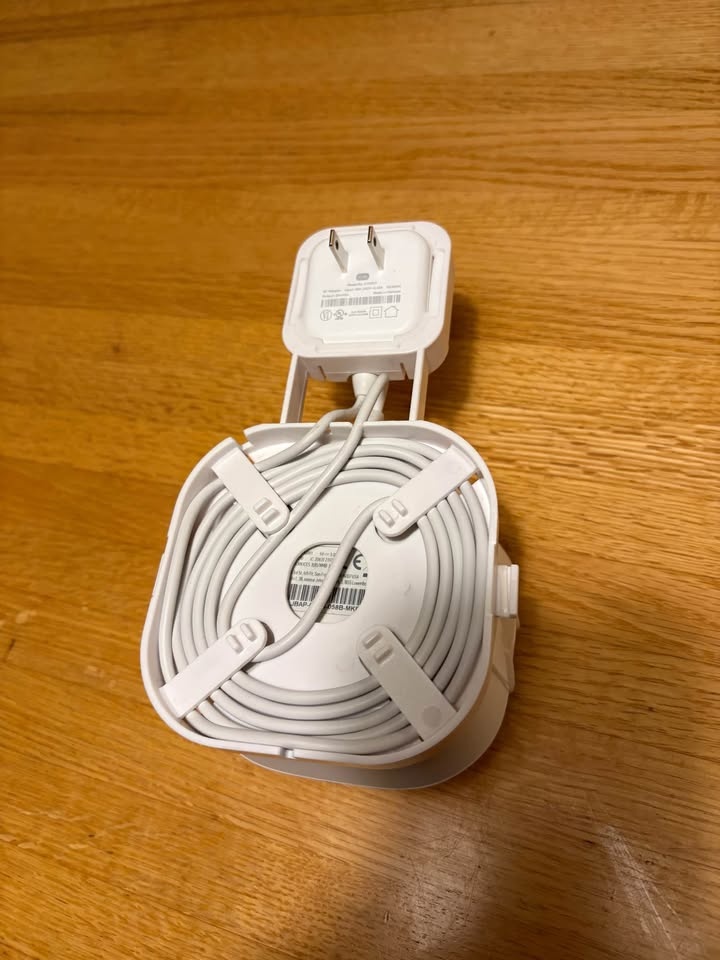 eero Mesh Wi-Fi System (2nd Gen) with socket organizer - photo 4