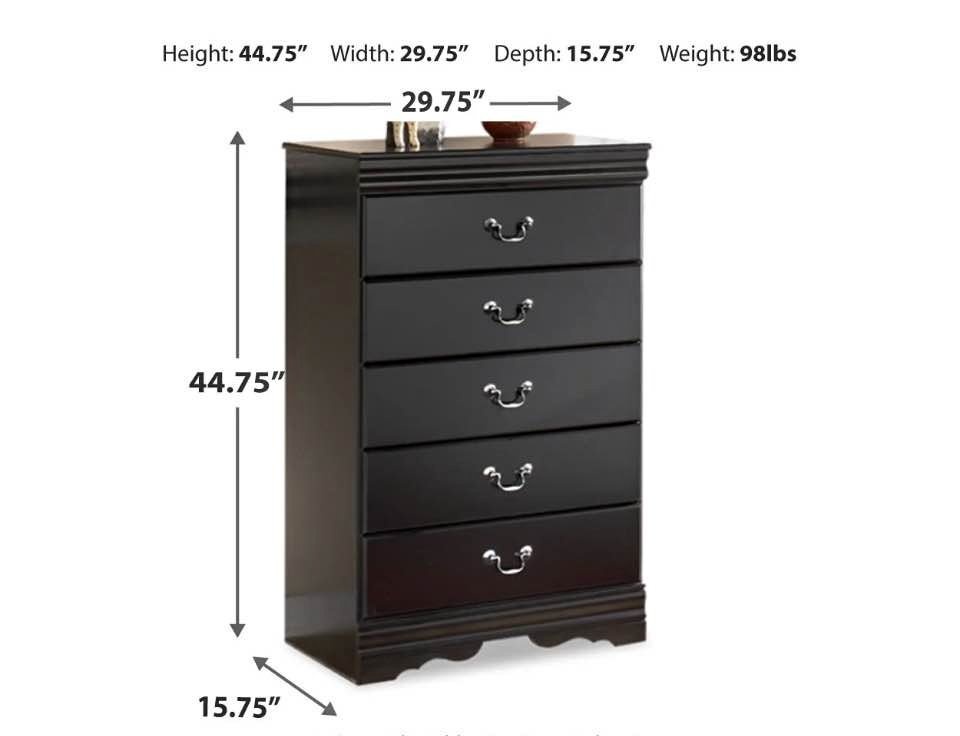 Signature design by Ashley Furniture