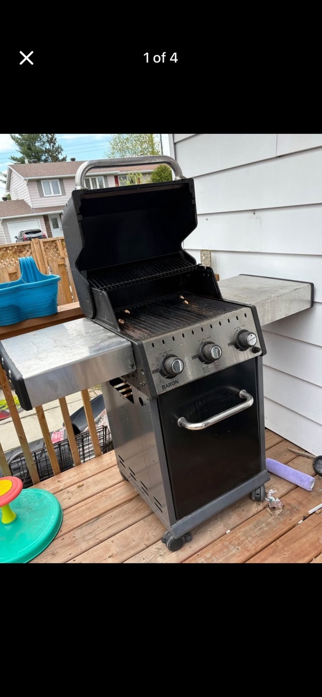 Broil king Baron natural gas barbecue