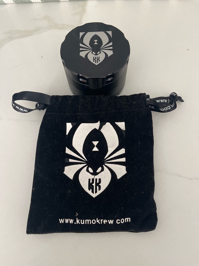 Arizer Extreme Q includes bonus grinder - photo 3
