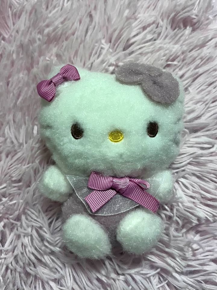 Hello Kitty Plush Keychain