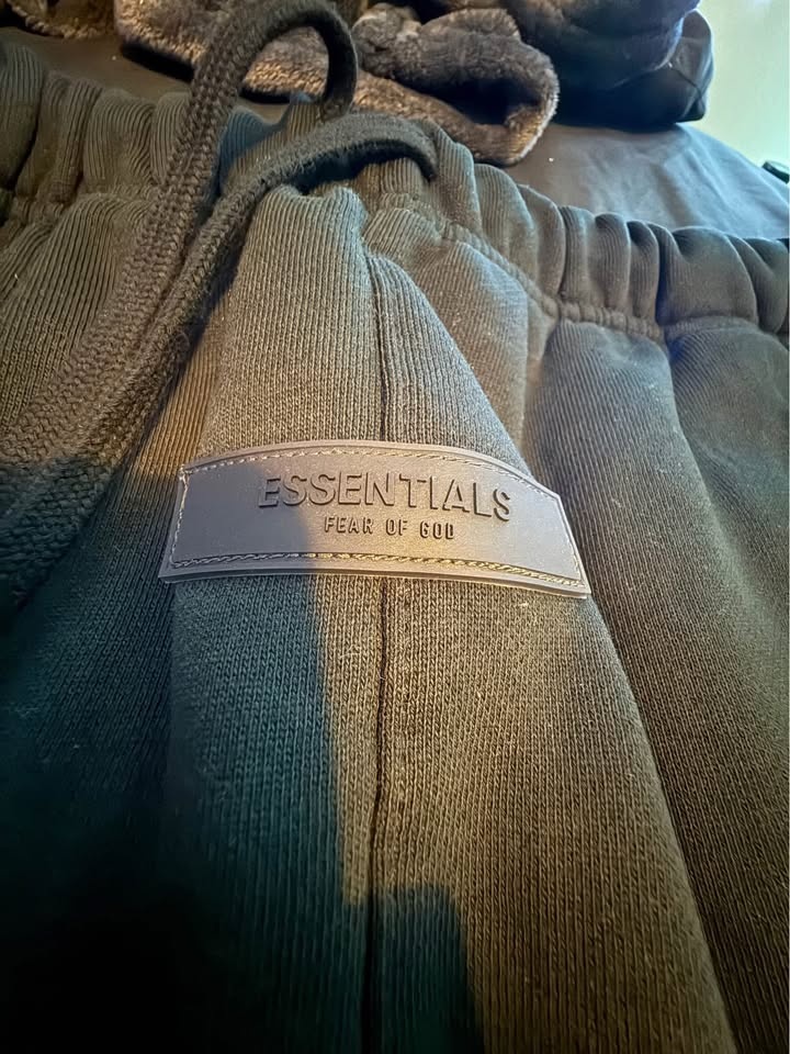 FOG ESSENTIALS SWEATPANTS - BLACK - photo 2