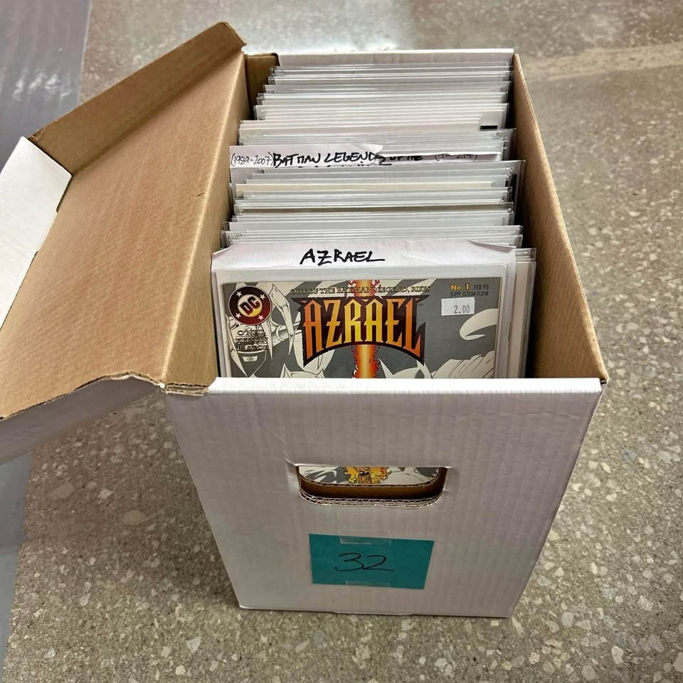 Box 32: 73 Comics- Azrael, Batgirl, Batman Dark Knight