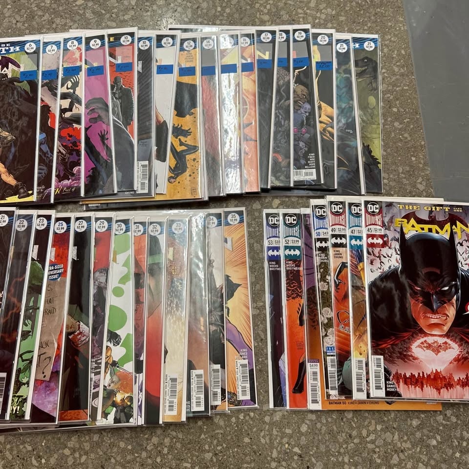 Box 3: 240 comics - Batman - photo 3