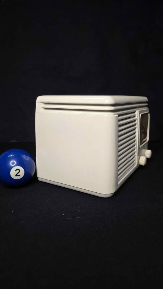 1948 Meck Trailblazer Antique Midget Tube Radio - photo 4
