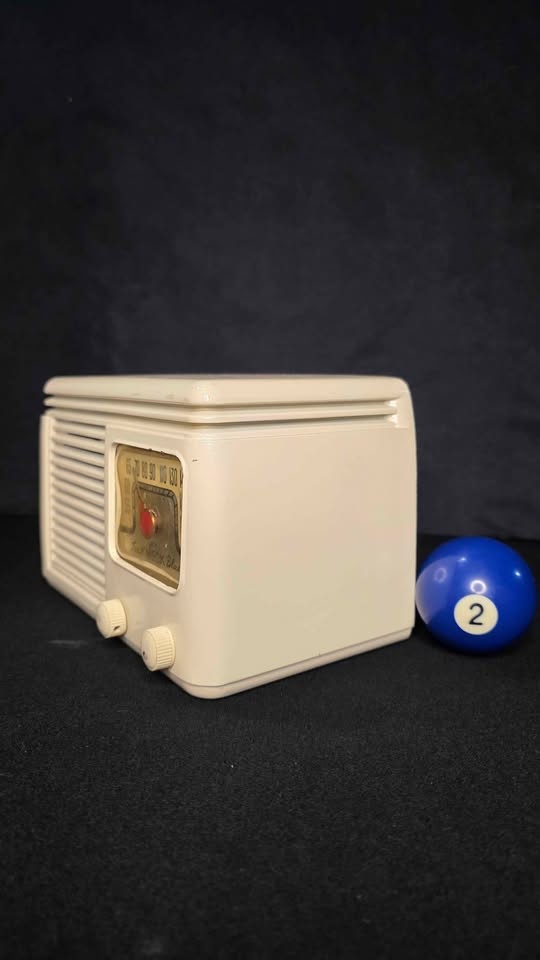 1948 Meck Trailblazer Antique Midget Tube Radio - photo 5