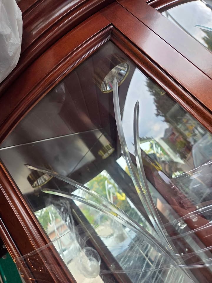 ✨ Wooden Glass Display Case – $500 ✨🧡 - photo 2