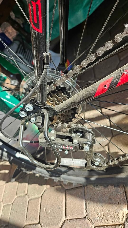 Boundary trail hyper bicycle - photo 2