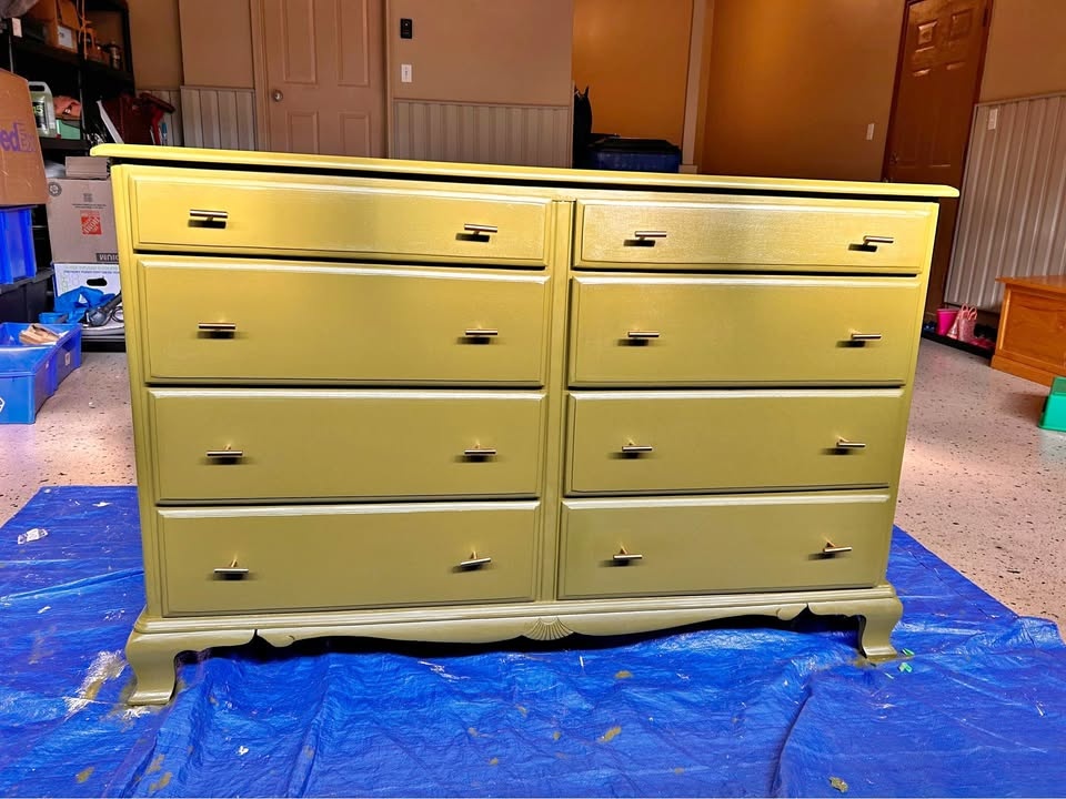 Vintage 8 Drawer Dresser