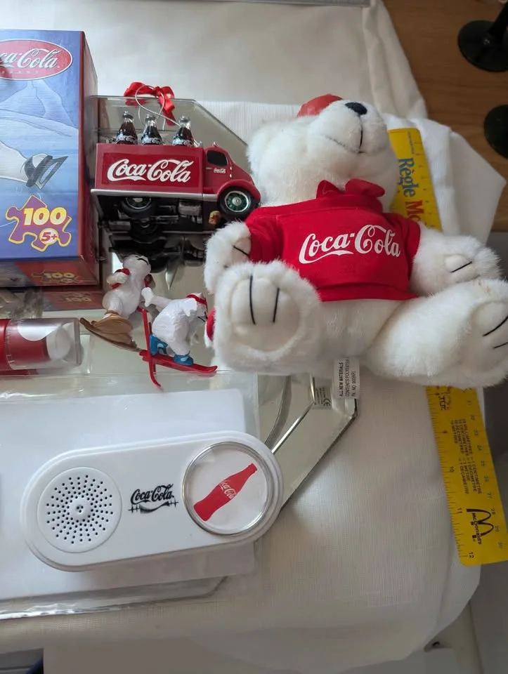 Coca-Cola Collectibles Bundle image indicator(5)