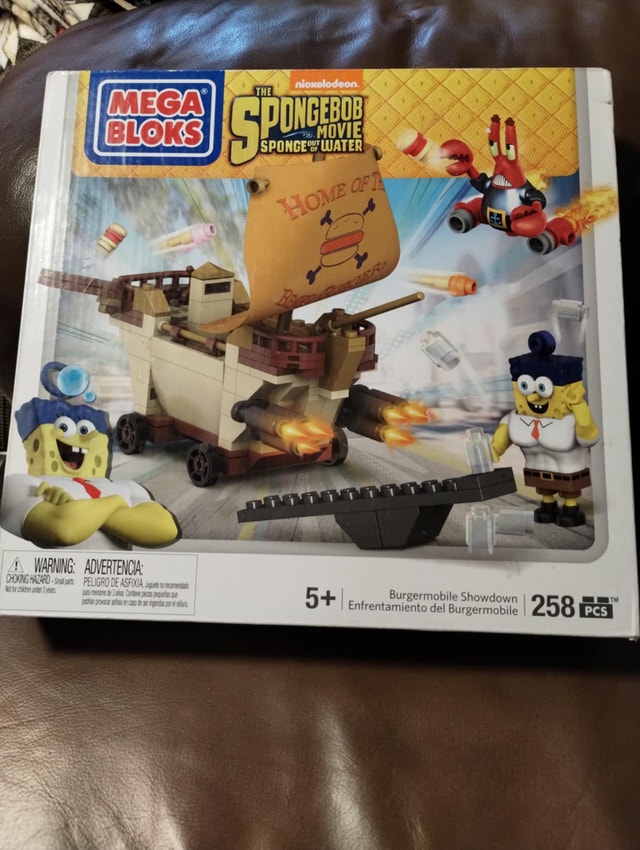 2015 Mega Bloks SpongeBob Burgermobile Showdown