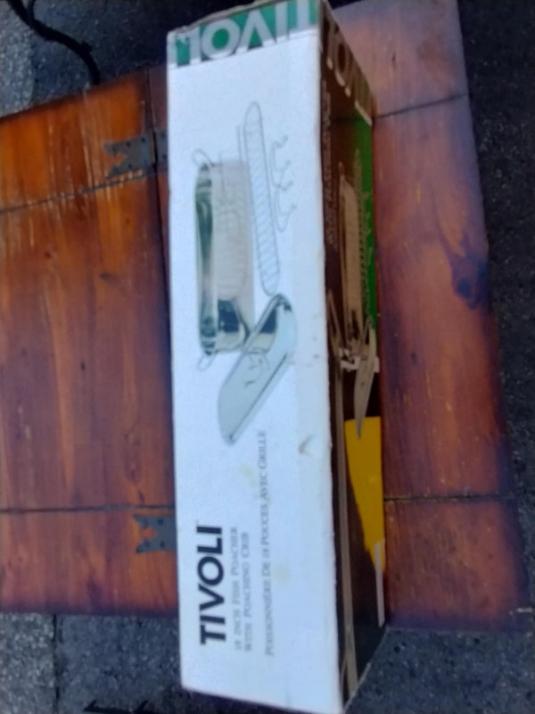 Tivoli 18 inch Fish Poacher with Poaching Crib BNIB - photo 2