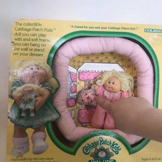 Vintage 1983 Cabbage Patch Kids Pin Ups