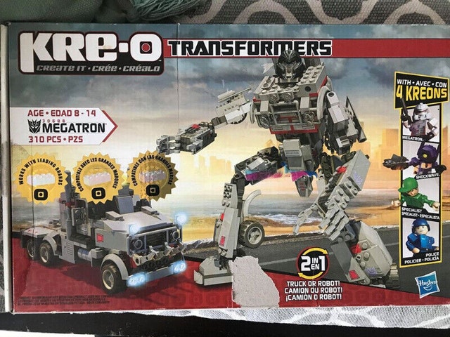 KRE-O Transformers Megatron Construction Set (30688) BNIB