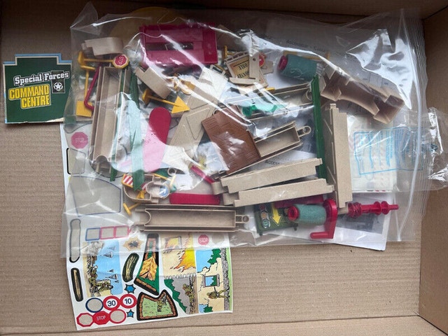 Vintage Majorette Command Centre Military Base - photo 3