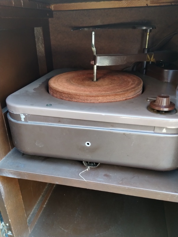 1950's Canadian Marconi Record Player - photo 5