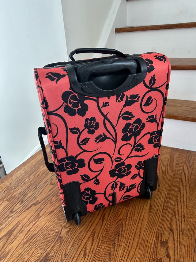 Tracker Carry on luggage - photo 2