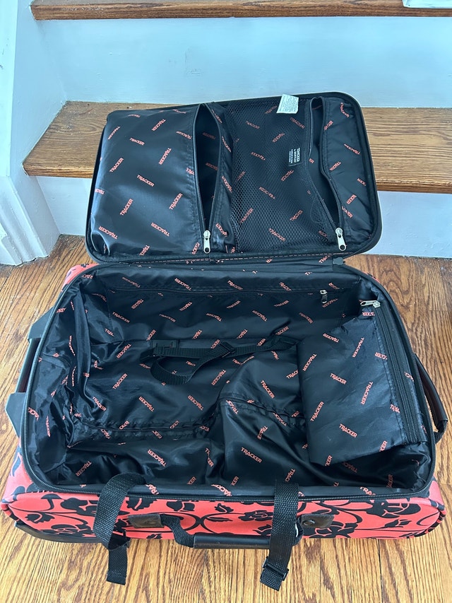 Tracker Carry on luggage - photo 4