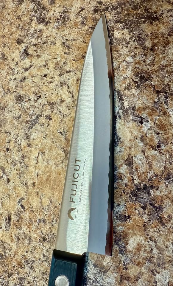 Fuji Cutlery Santoku Knife (FC-1620) - Made in Japan - photo 2