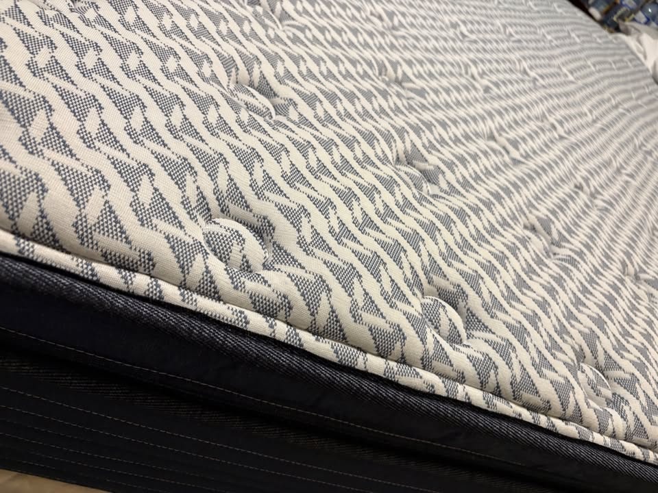 Serta 11.5” Firm Pillow Top Mattress - photo 4