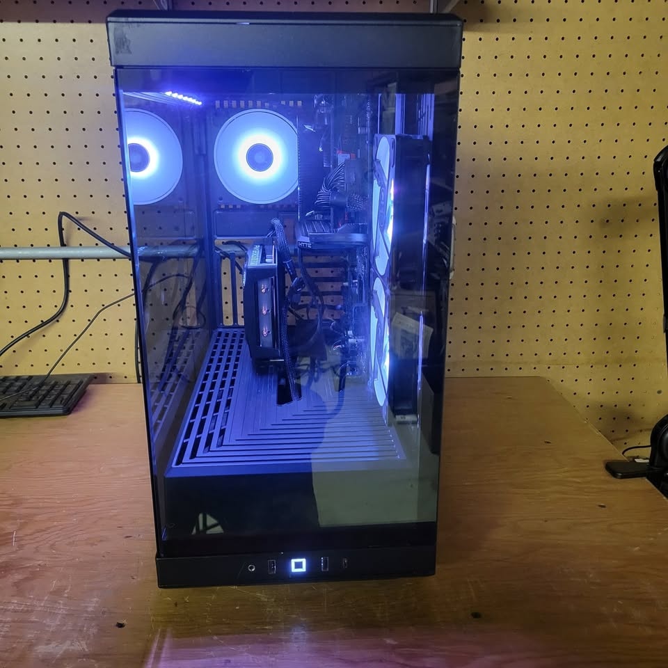 Gaming PC Ryzen 5 + RTX 5060 - photo 3