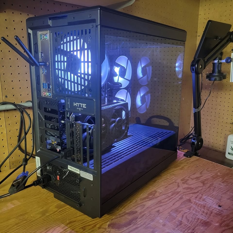 Gaming PC Ryzen 5 + RTX 5060 - photo 5