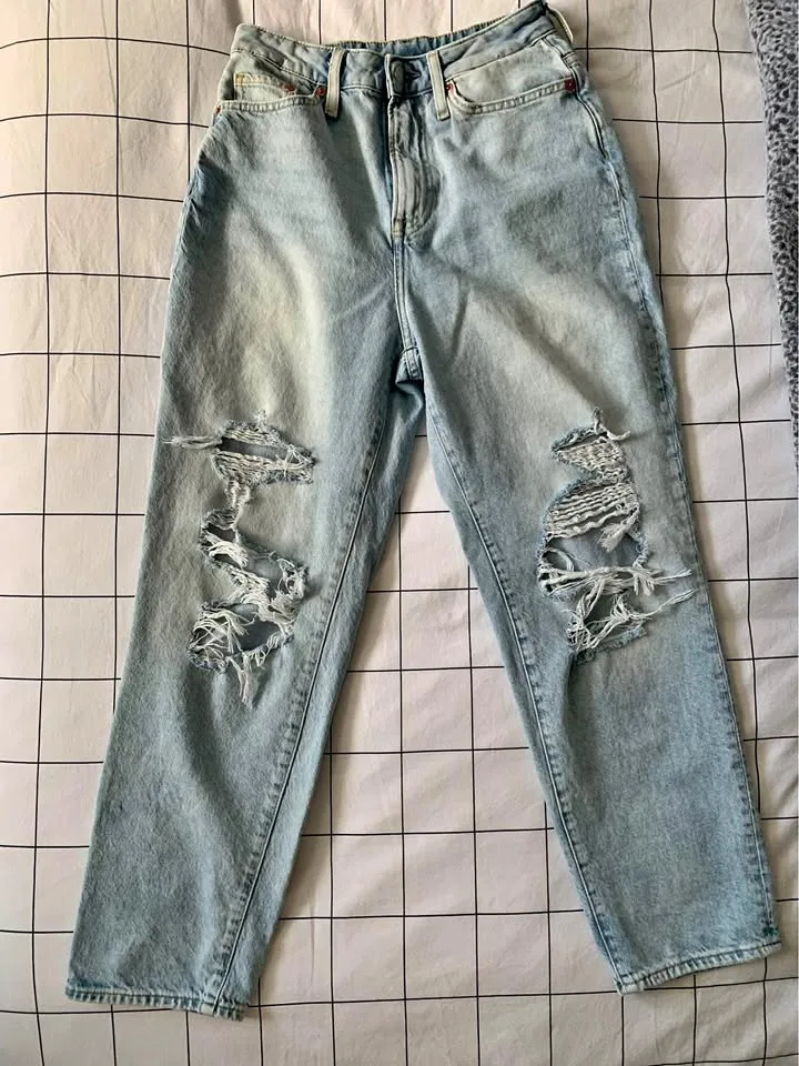 Distressed Denim Jeans thumbnail