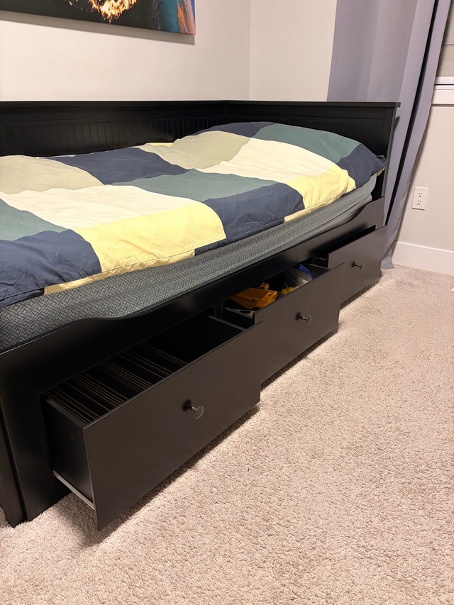 Twin Daybed Frame with 3 Drawers - photo 3