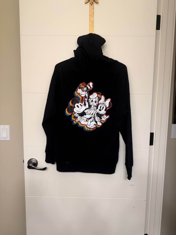 Torrid Disney Mickey Mouse and friends zip up Hoodie Size 1 - photo 3