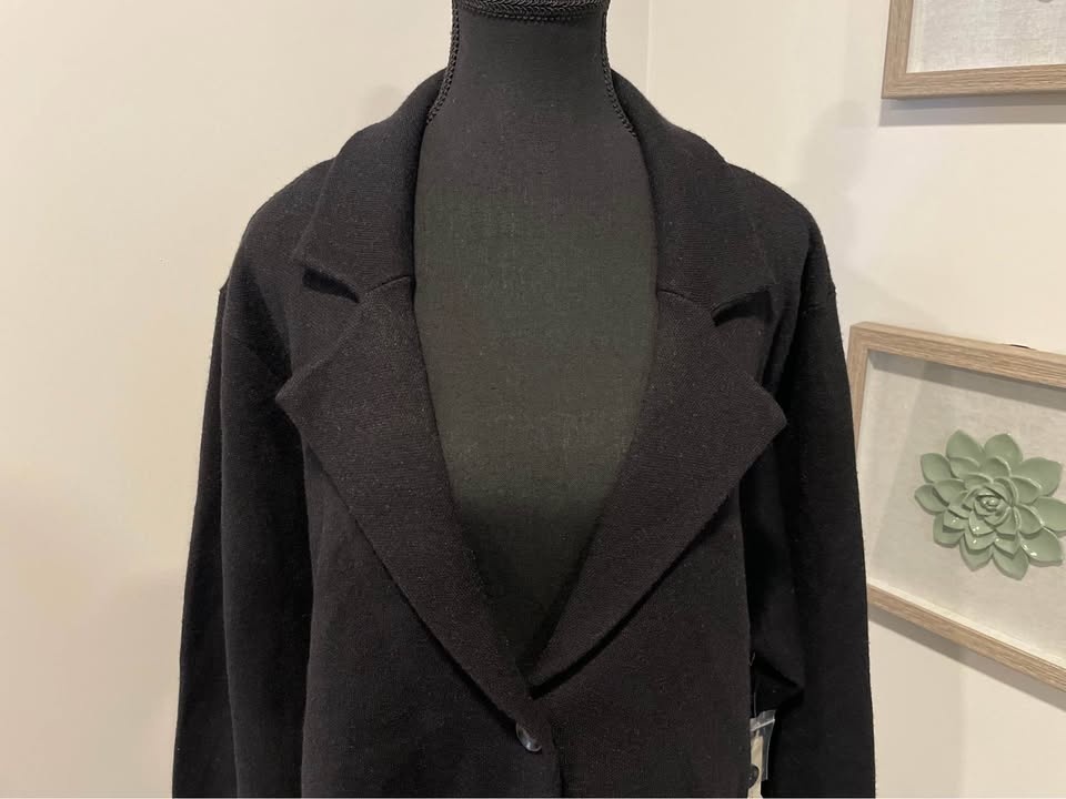 Brand New! Adrienne Vitadini Black Cardigan Size 3X - photo 2