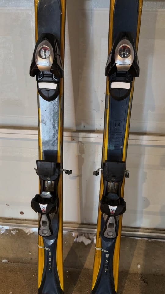 K2 Axis skis with Salomon bindings 167cm - photo 2