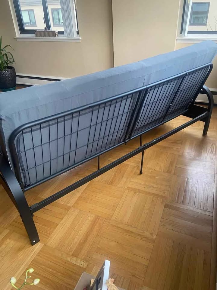 Sofa Bed with 2 cushions - photo 3