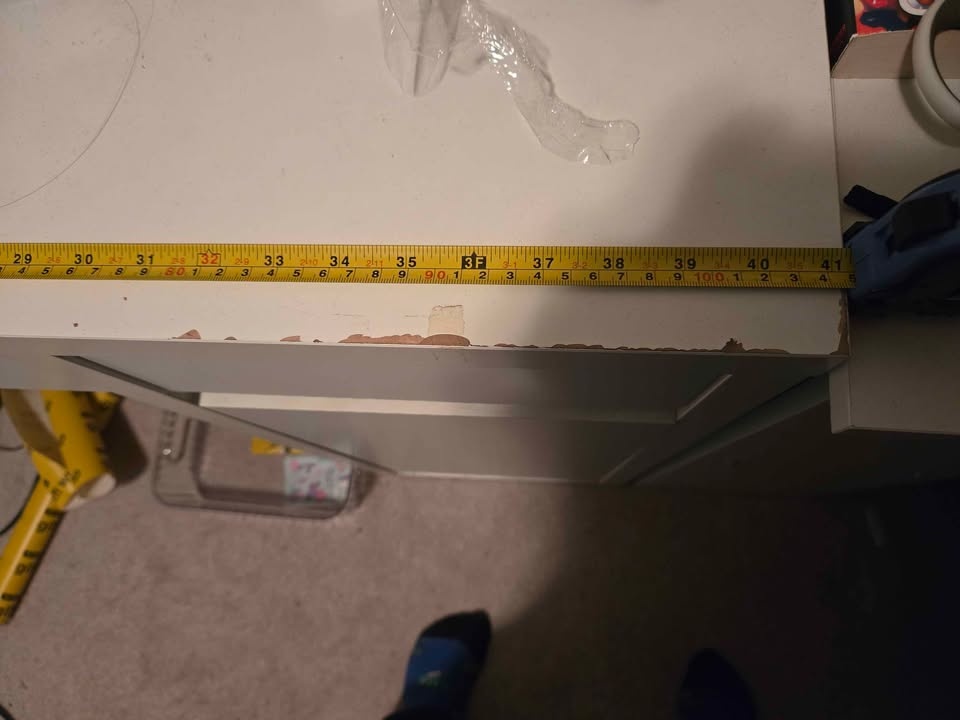 White desk - photo 4